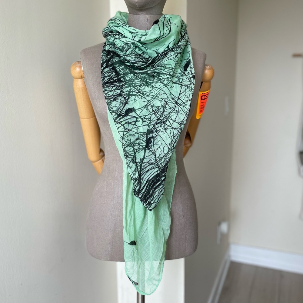 Scarf - Beautiful Bird/Nature Shadow Print